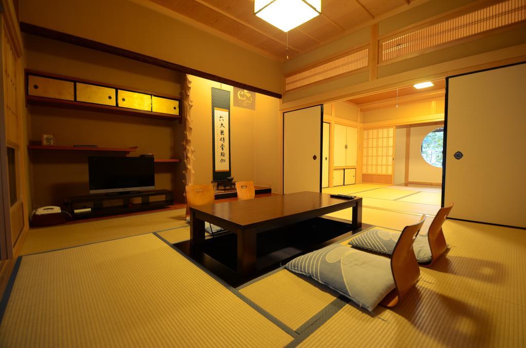 高野山 宿坊 不動院 -Koyasan Shukubo Fudoin- Exteriör bild